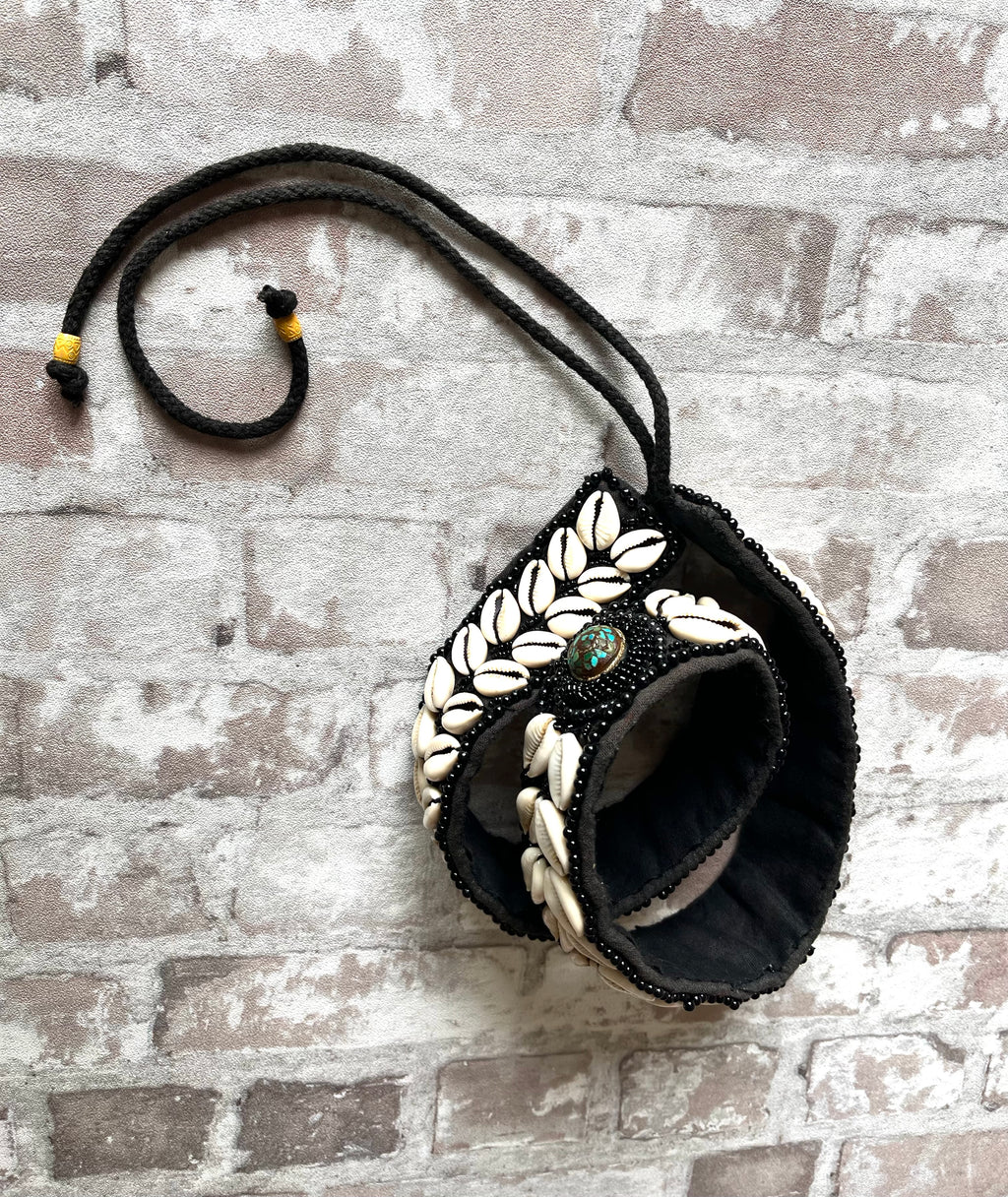 Ceinture Bijou Artisanale Cauris & Perles | Style Boho-Chic Vintage / enroulée