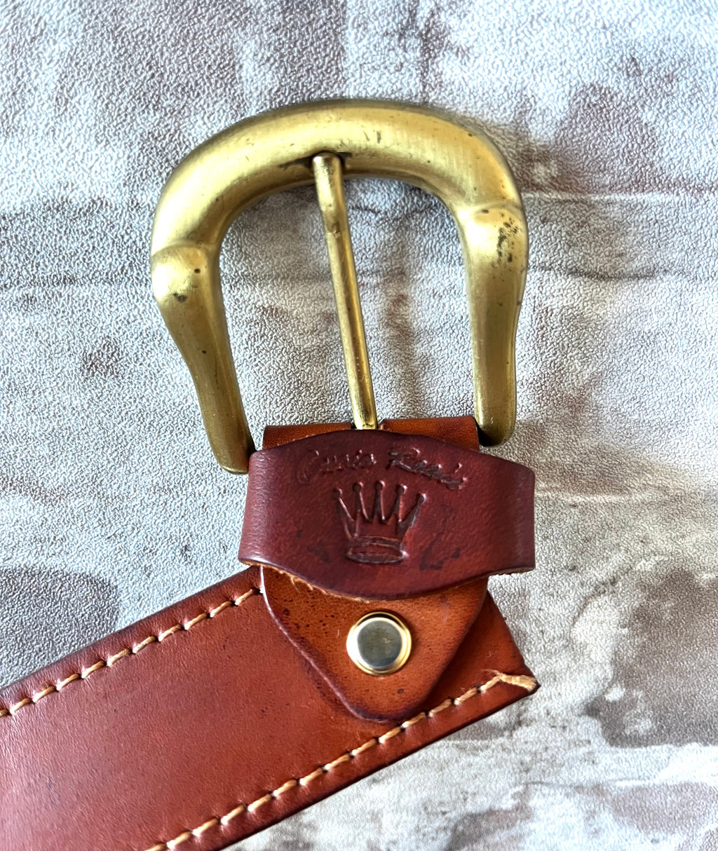 Ceinture Vintage | Original El Macho - Cuir Pleine Fleur Cognac | Boucle Laiton Massif | Italie / boucle gros plan
