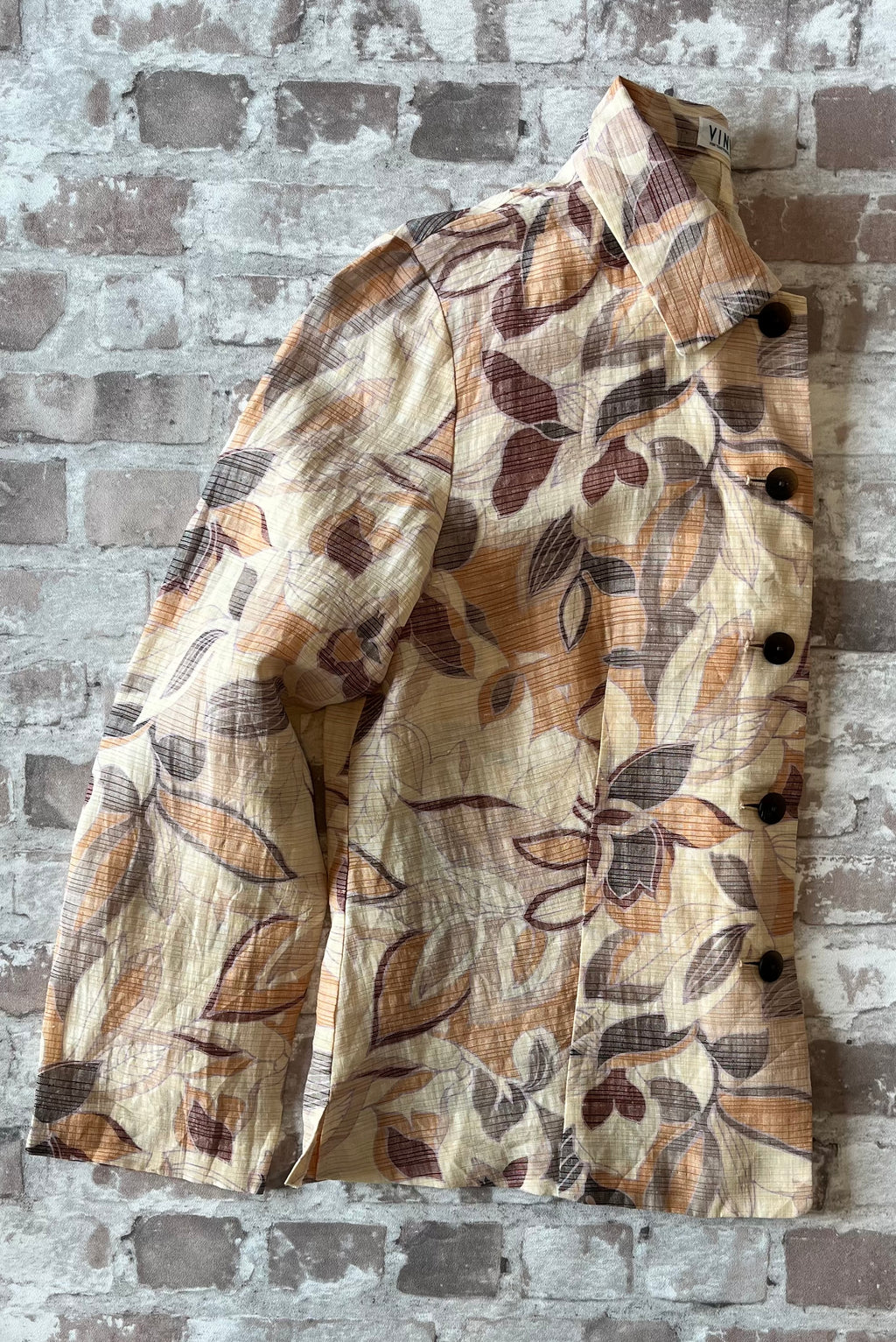 Chemise-Veste | Lin & Triacétate | Imprimé Végétal Ocre & Marron | Vinvert - Sanyo Shokai | Japon / profil
