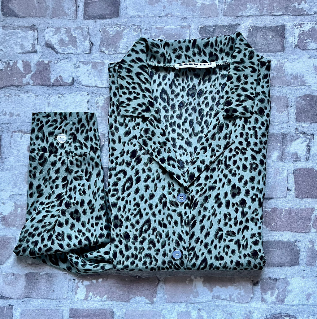 Chemise Fluide | Imprimé Léopard Vert d'Eau & Noir | Style Vintage & Moderne | Ecowish / plié