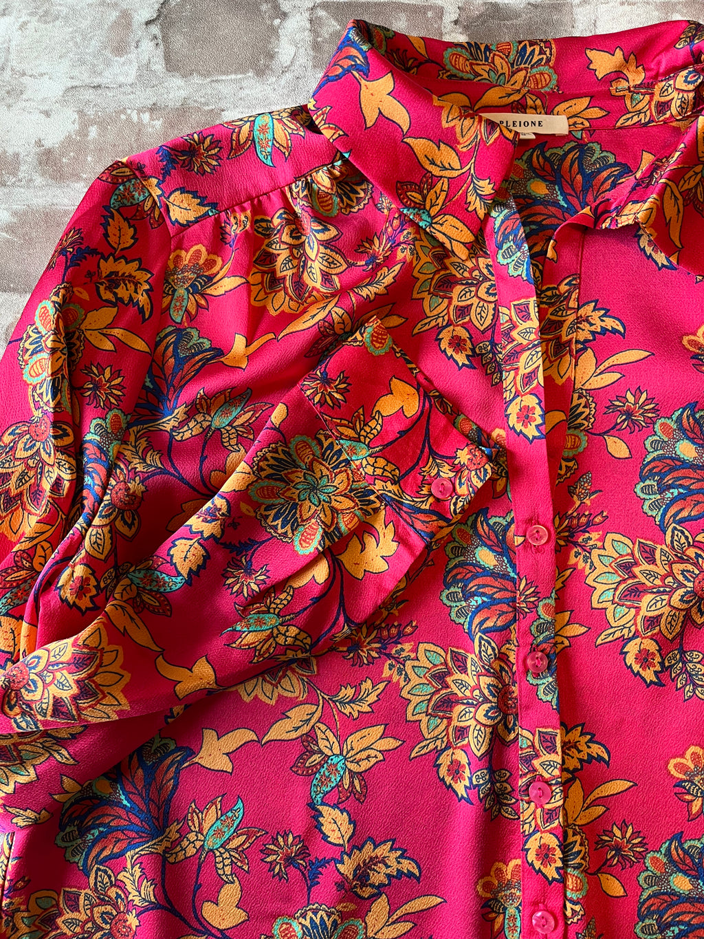 Chemise Fluide | Imprimé Paisley Rose Fuchsia | Pleione | Vietnam / détails