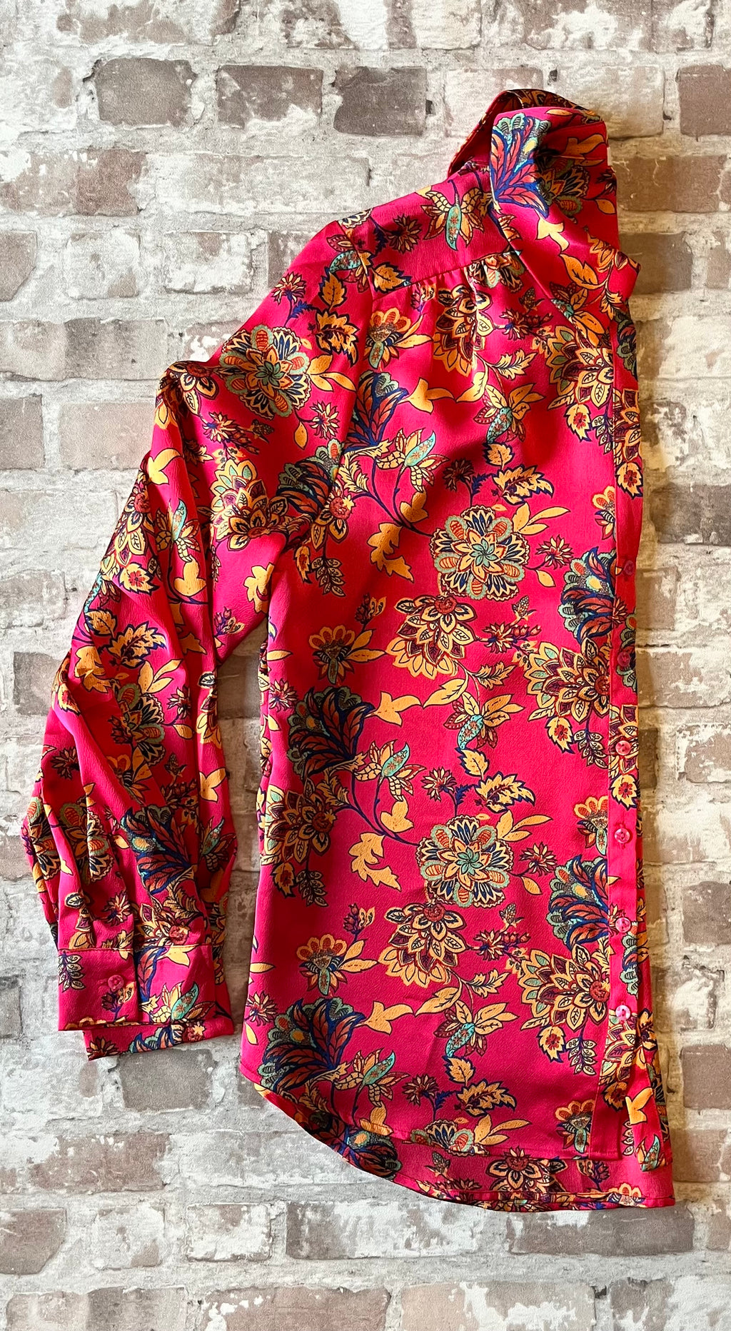 Chemise Fluide | Imprimé Paisley Rose Fuchsia | Pleione | Vietnam / profil