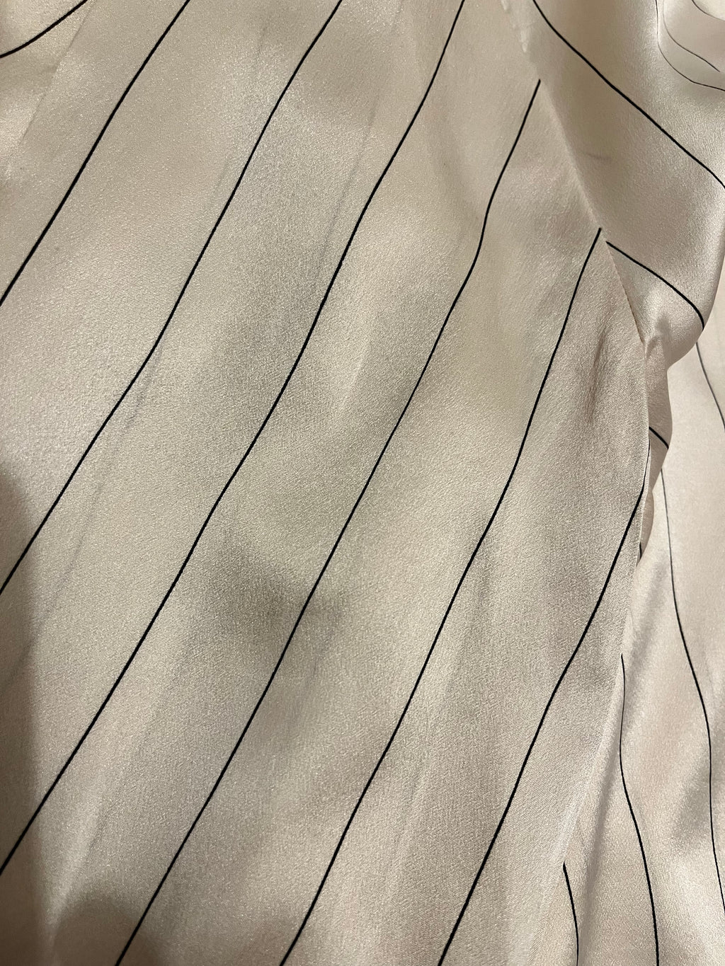 Chemise Vintage | 100% Soie | Linda Allard Ellen Tracy | Ivoire Rayée Noir | Hong Kong /taches à peine visibles