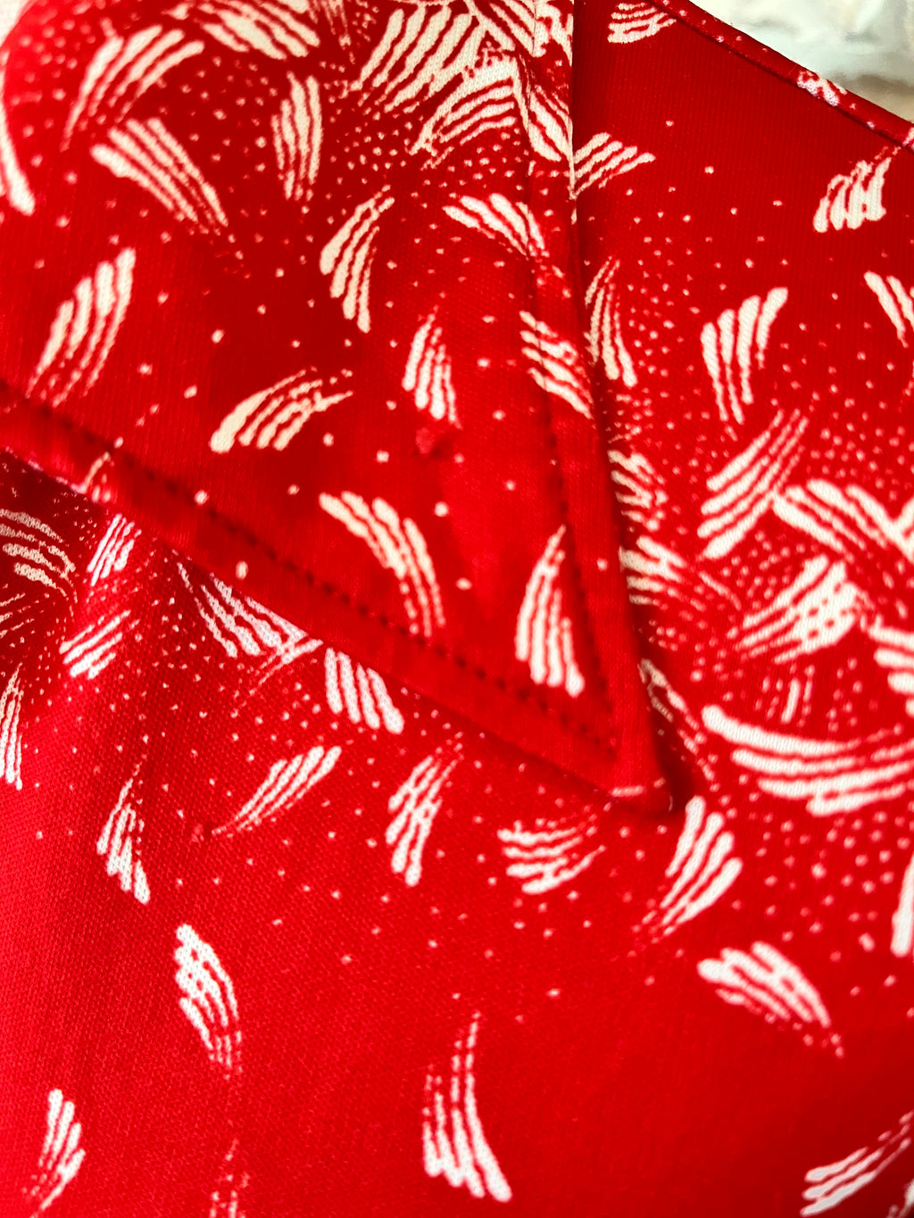 Chemise Vintage Japonaise 70s | Rouge à motif Graphique & Col Pelle à Tarte | S FR - Grade B