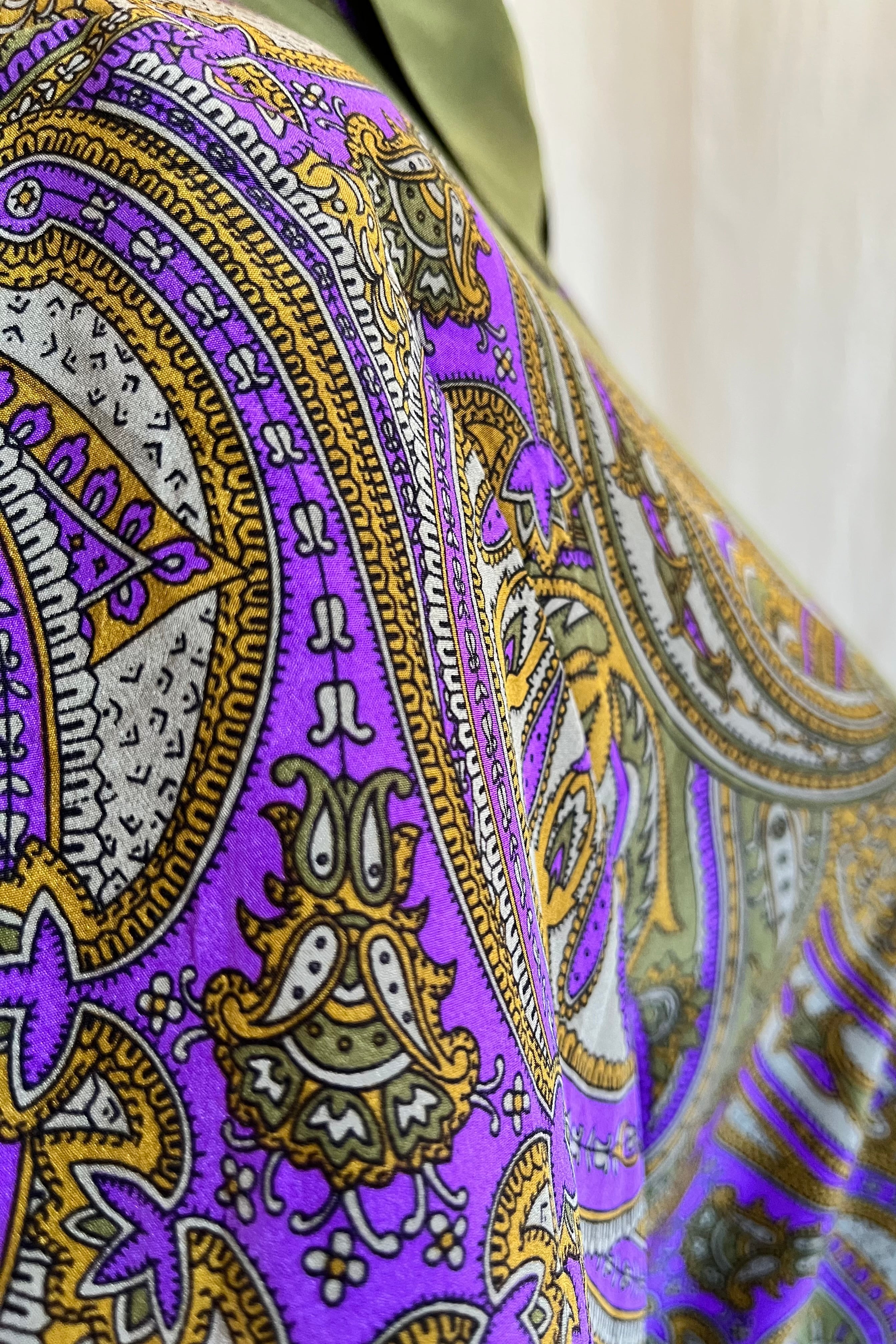 Chemise Vintage Fujiyama Paisley | Due Deux Firenze | Imprimé Foulard & Boutons Bijoux | Japon / coloris