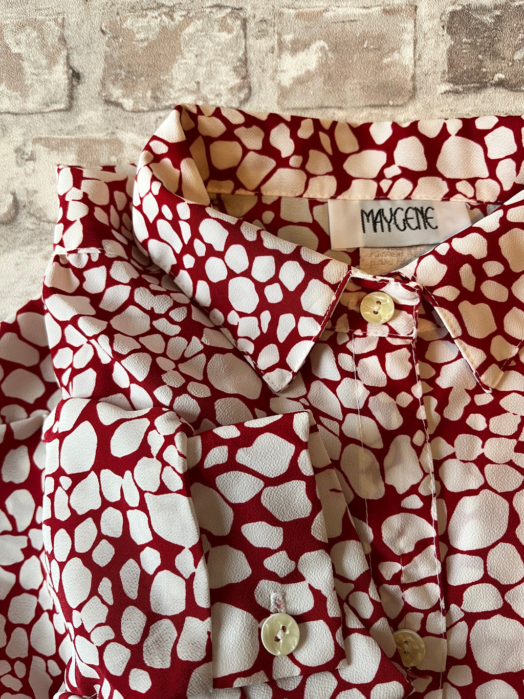Chemise Vintage | Imprimé Psychédélique Rouge & Blanc | Maygene | USA / col et détails