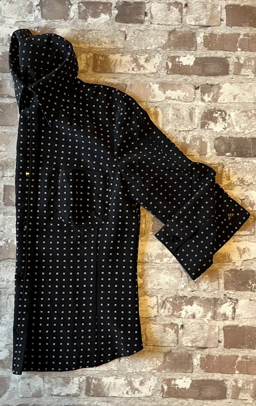 Chemise Vintage | Trussardi | Imprimé Graphique noir et blanc | Luxe Japon / profil