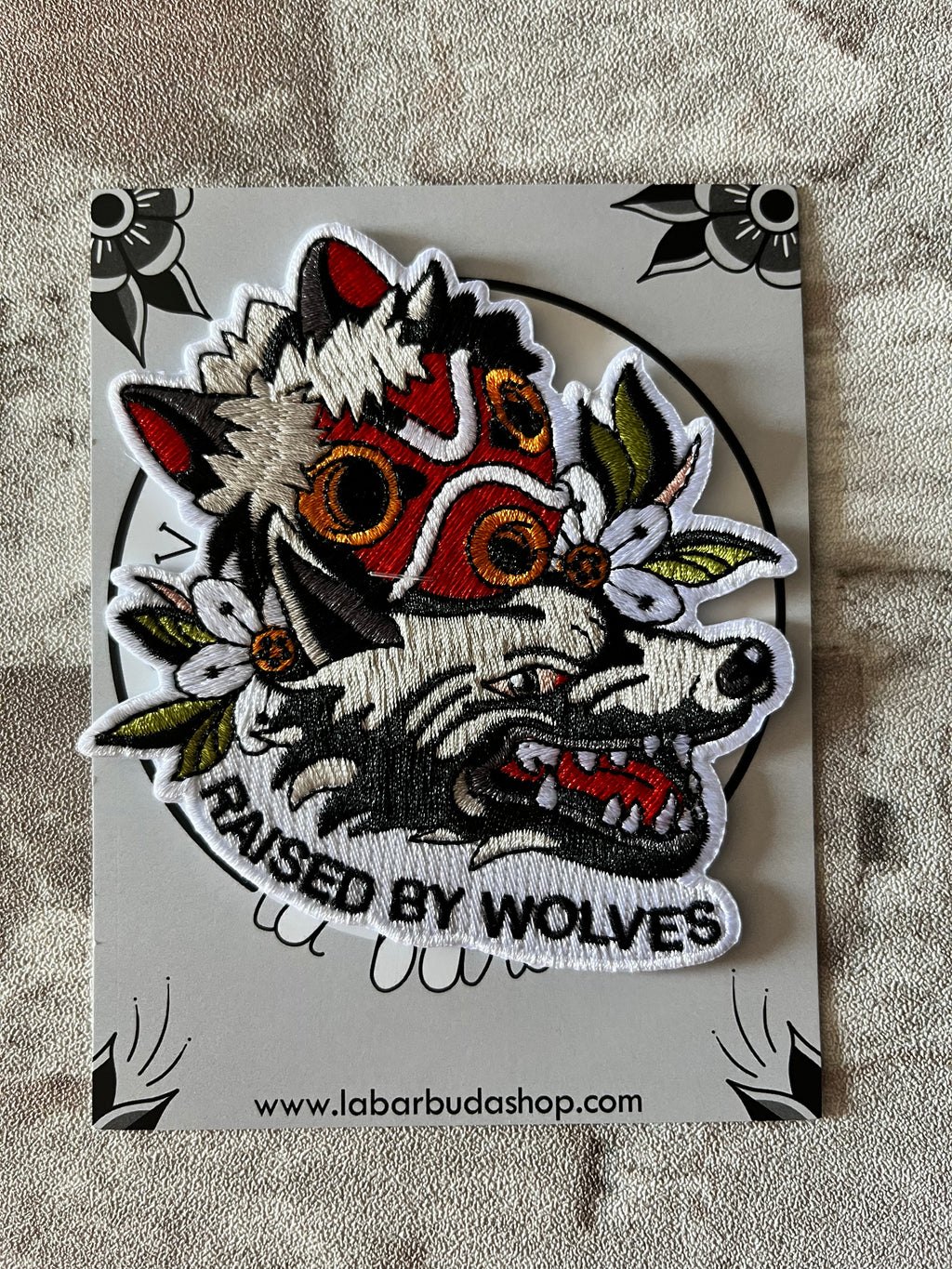 Patch Thermocollant "Raised By Wolves / Mononoke" | La Barbuda - Produit Neuf