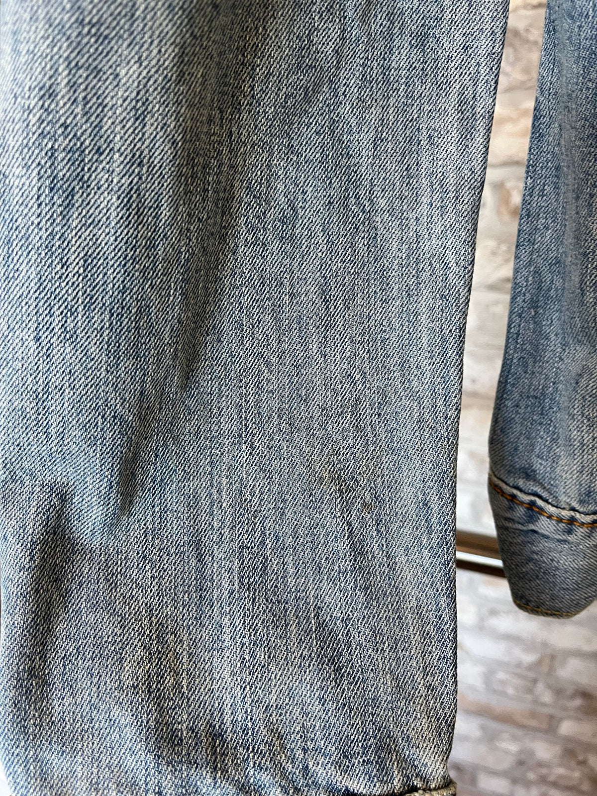 Veste en Jean Levi's | Trucker Jacket | Vintage Moderne | Mexique | M US - GRADE A DISTRESSED