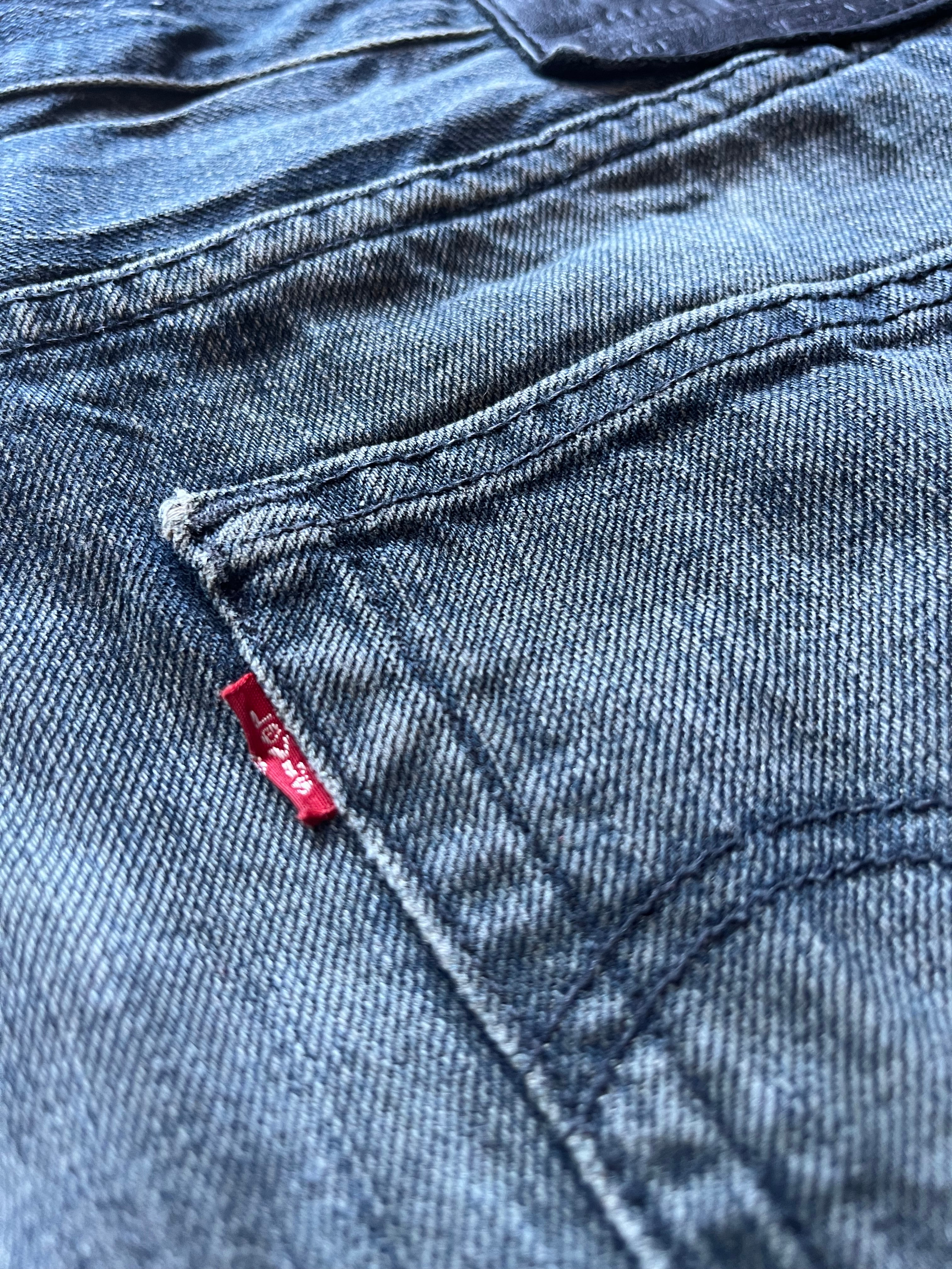 Jean Levi's 501 Original Vintage | Coupe Droite | Gris Washed Black - W32 L32 / red tab