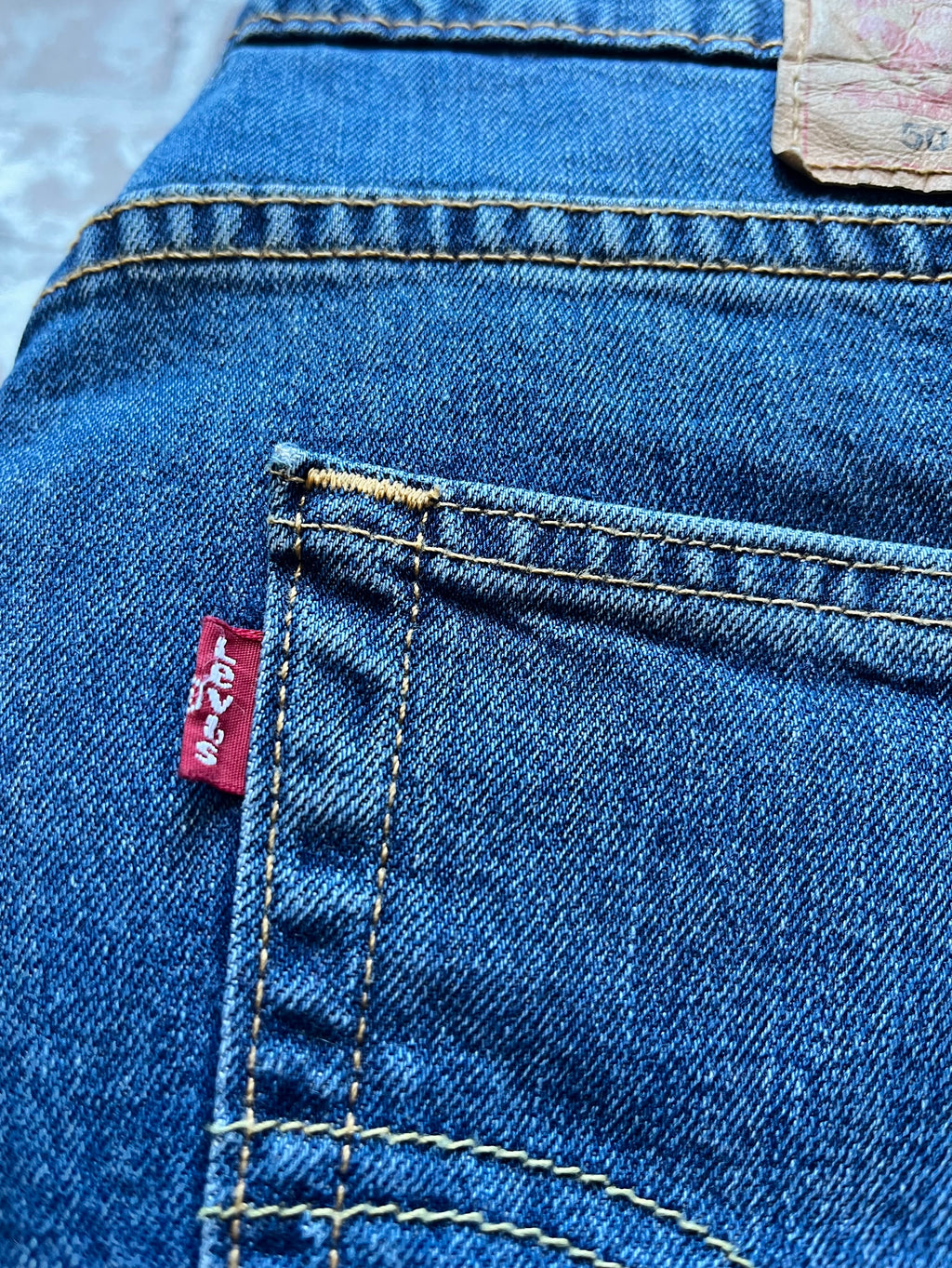 Jean Levi's 505 | Regular Fit | Bleu Medium Stonewash - W34 L30 / red tab