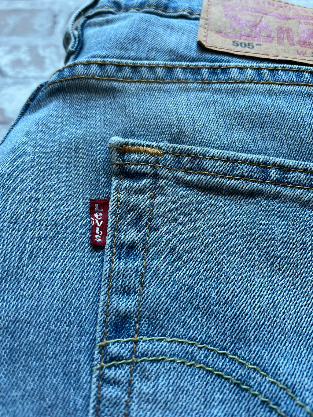 Jean Levi's 505 | Regular Fit | Bleu Lightwash - W31 L34 / red tab