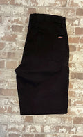 Short en toile de coton épais noir Dickies Heavy Cotton Canvas avec coupe droite décontractée, présenté à plat 