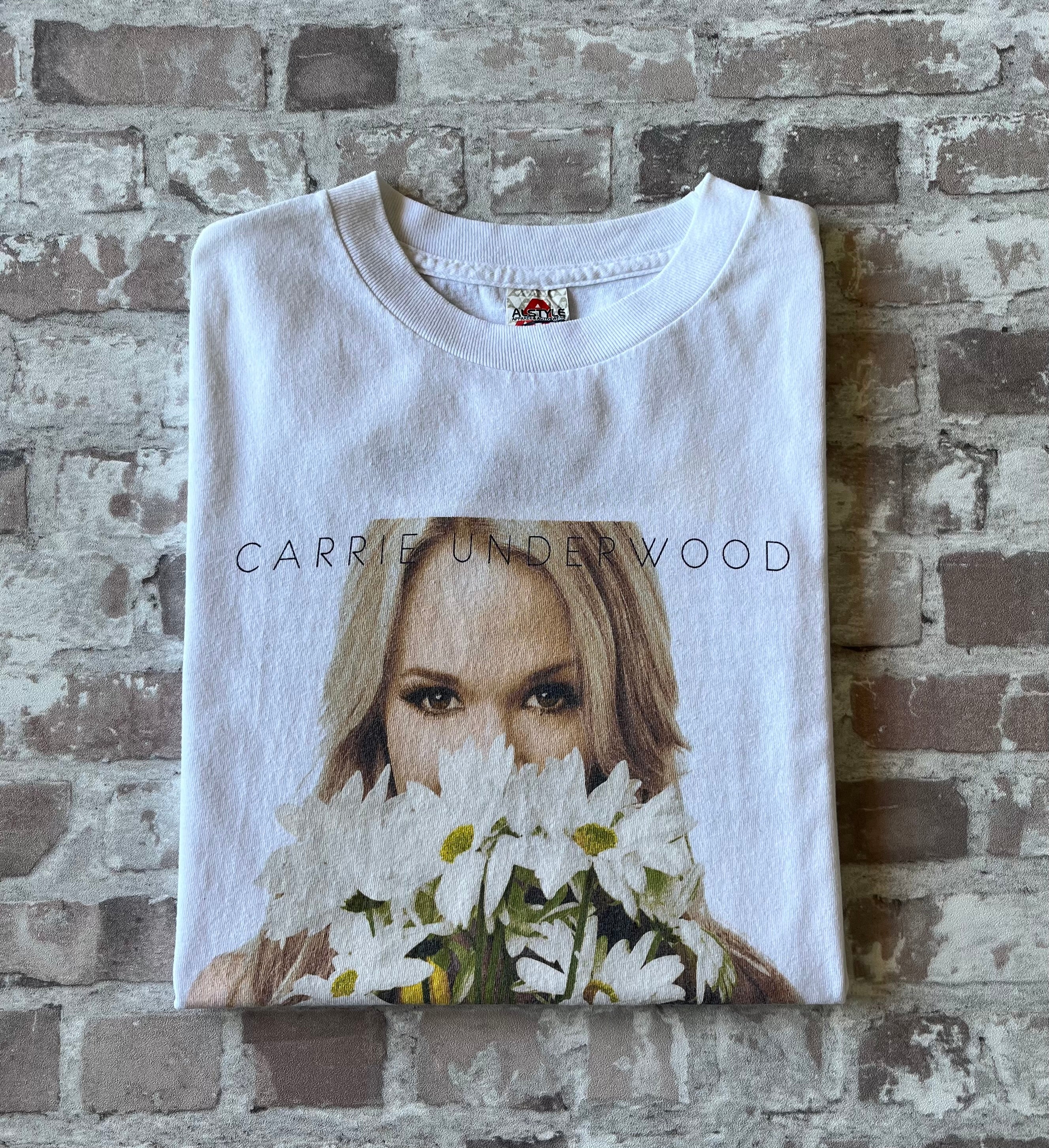 T-Shirt Alstyle Apparel & Activewear | Carrie Underwood | Play On Tour 2010 | USA - CANADA