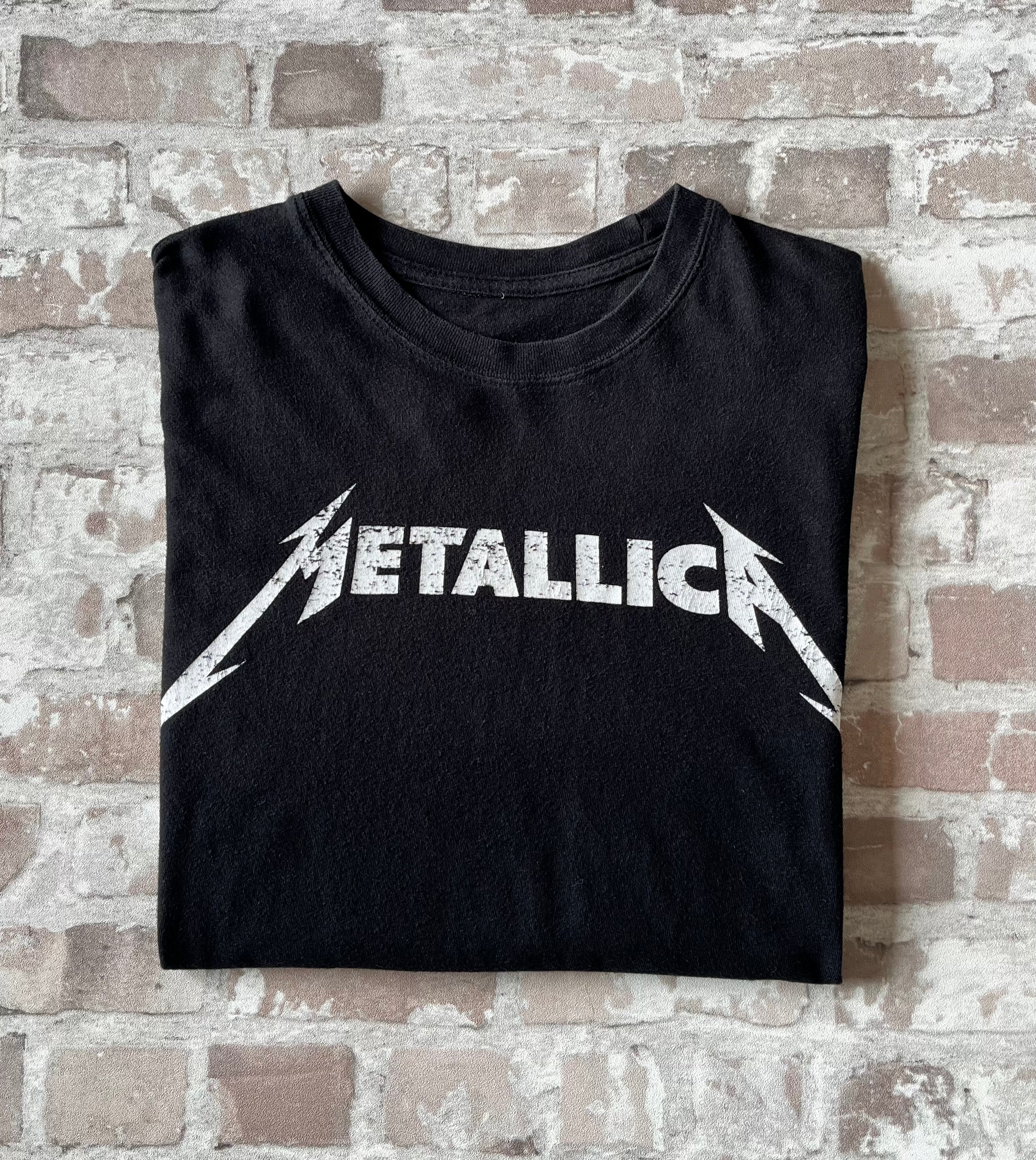 T-Shirt Metallica Blanc sur Noir | Style Vintage 90s