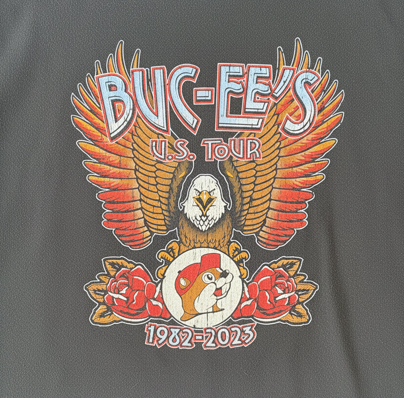 T-Shirt Buc-ee'S US Tour | Style Rock Band Tee Vintage | Import USA / gros plan
