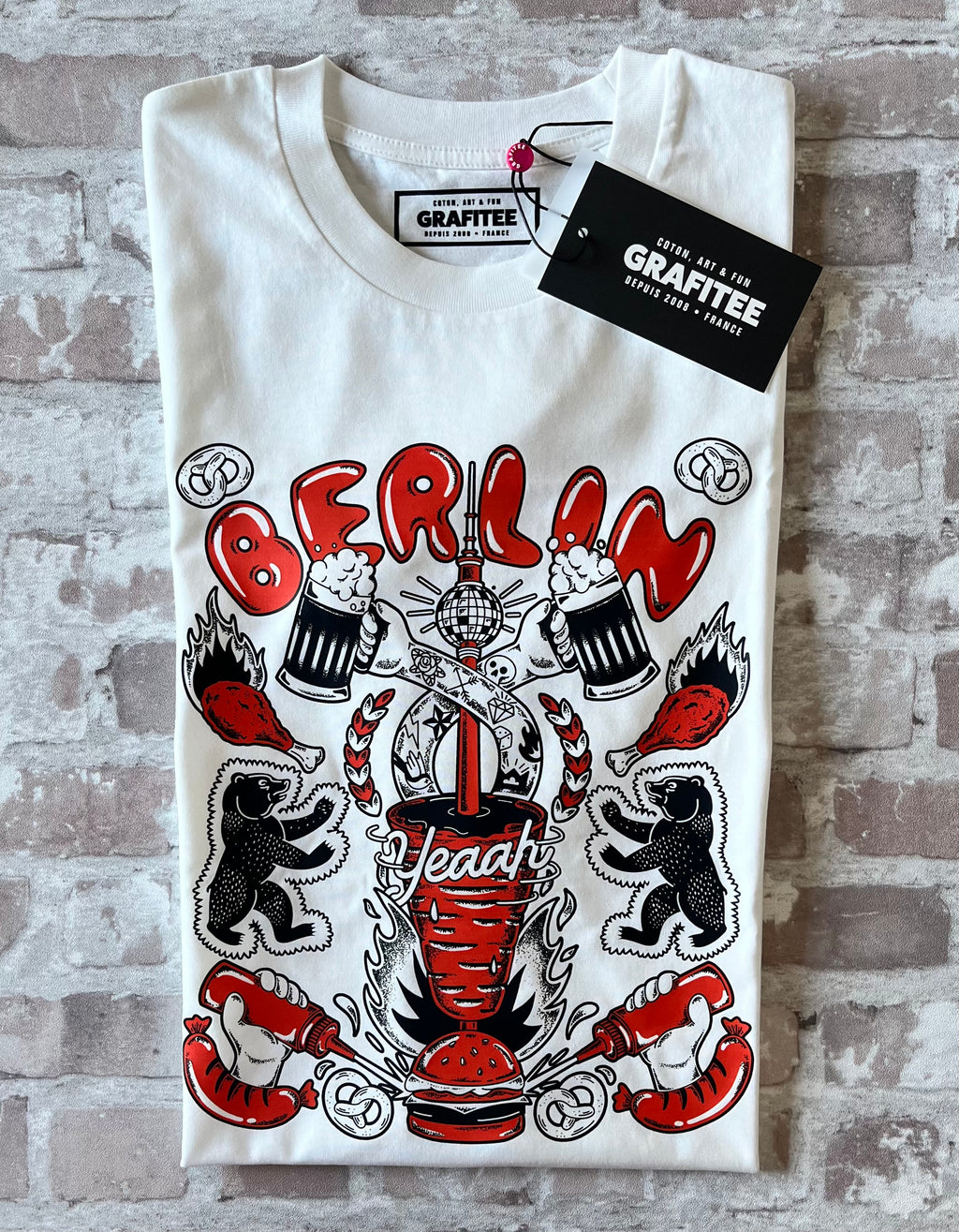 Tshirt Grafitee BERLIN à plat, plié
