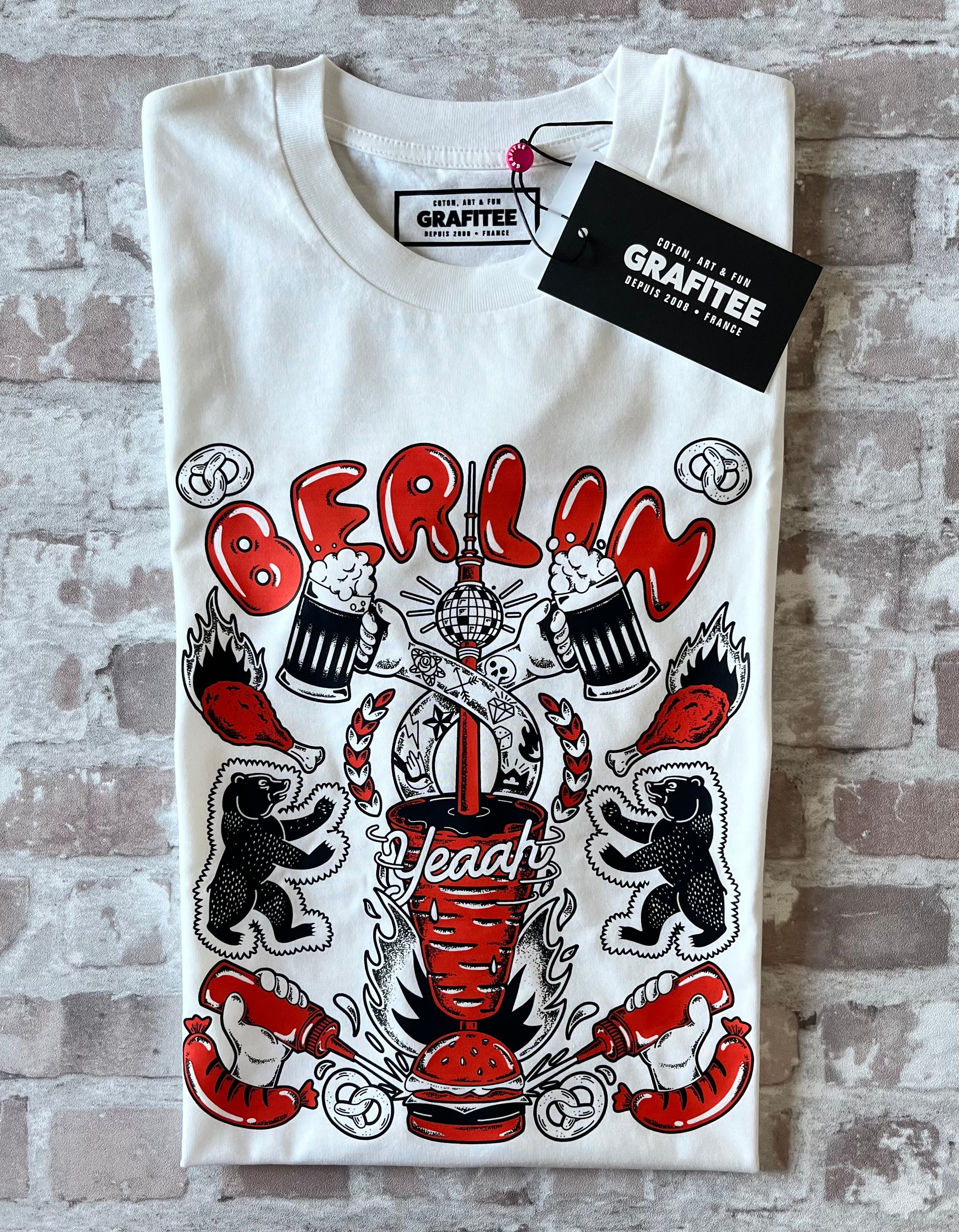 Tshirt Grafitee BERLIN à plat, plié