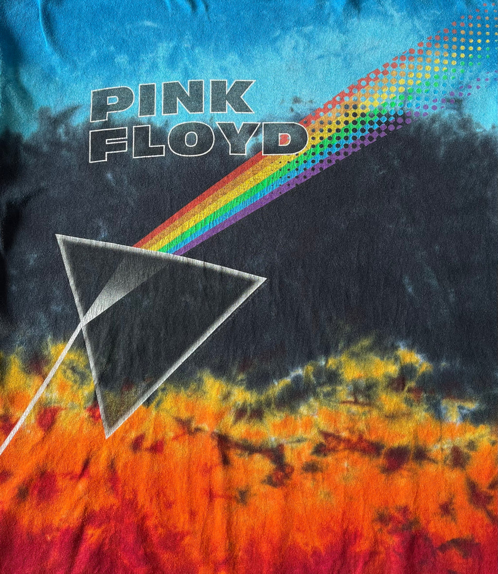 T-Shirt Pink Floyd | The Dark Side Of The Moon | Tie & Dye Red | Liquid Blue / gros plan