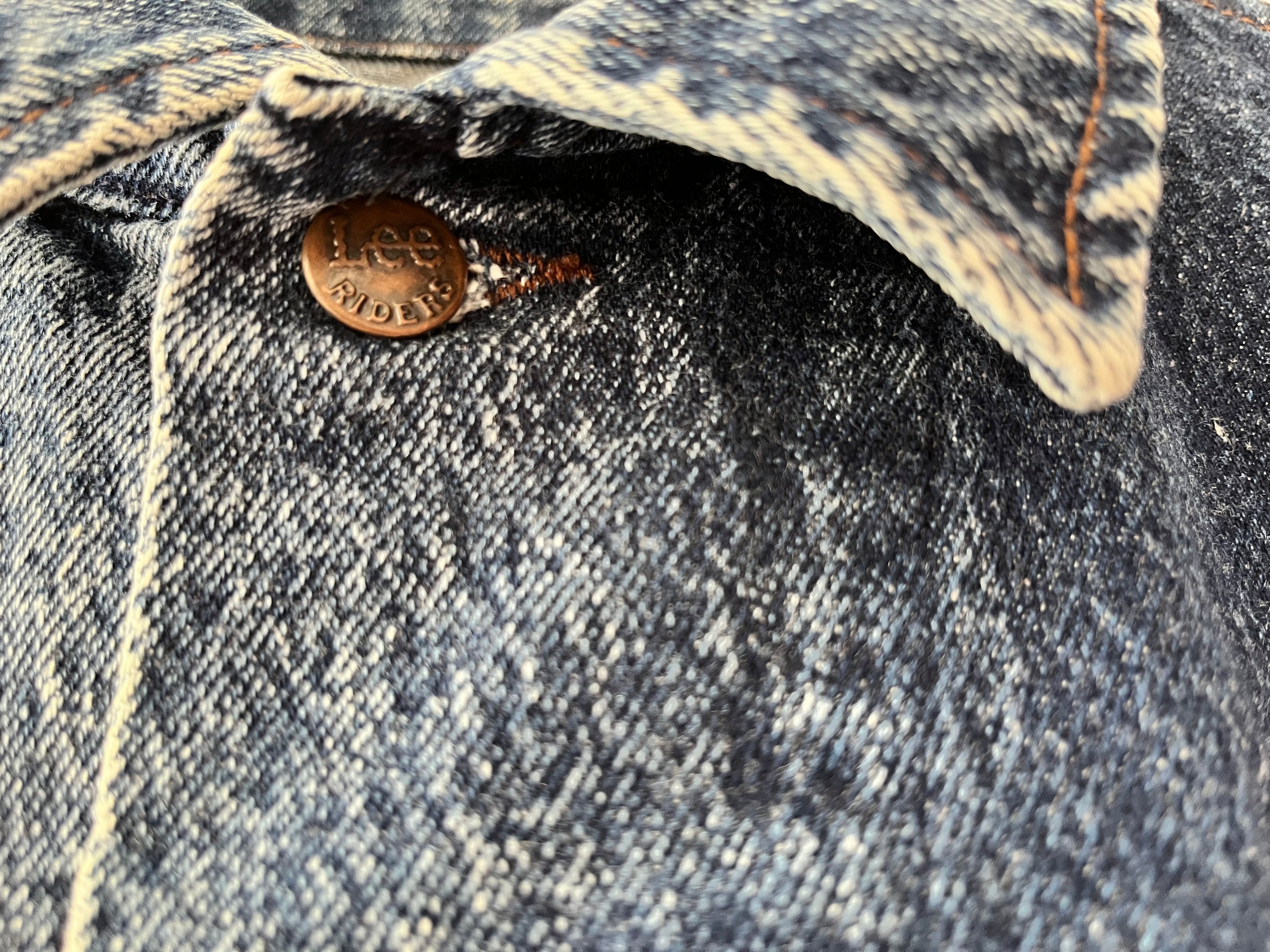 Veste en Jean Lee Rider Vintage | Édition "Easy Rider" | 80s-90s / bouton et col gros plan