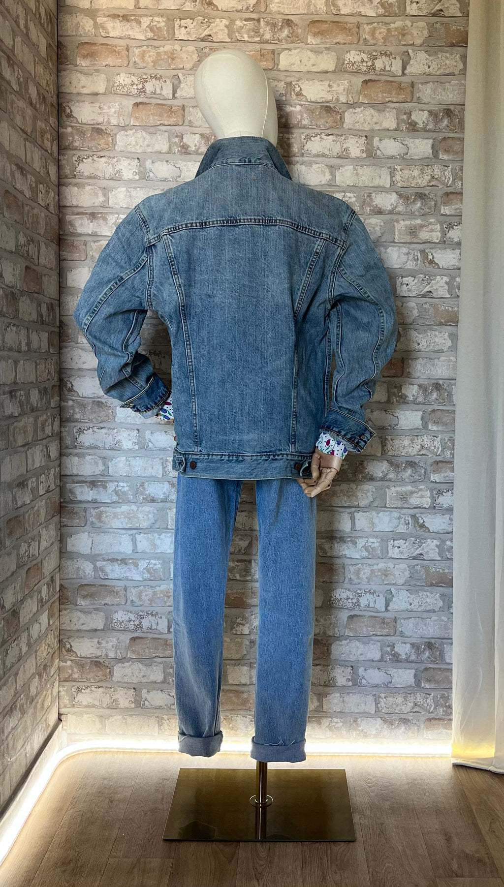 Veste en Jean Levi's | Trucker Jacket | Vintage Moderne | Mexique / Jean Levis 501 Skinny / dos