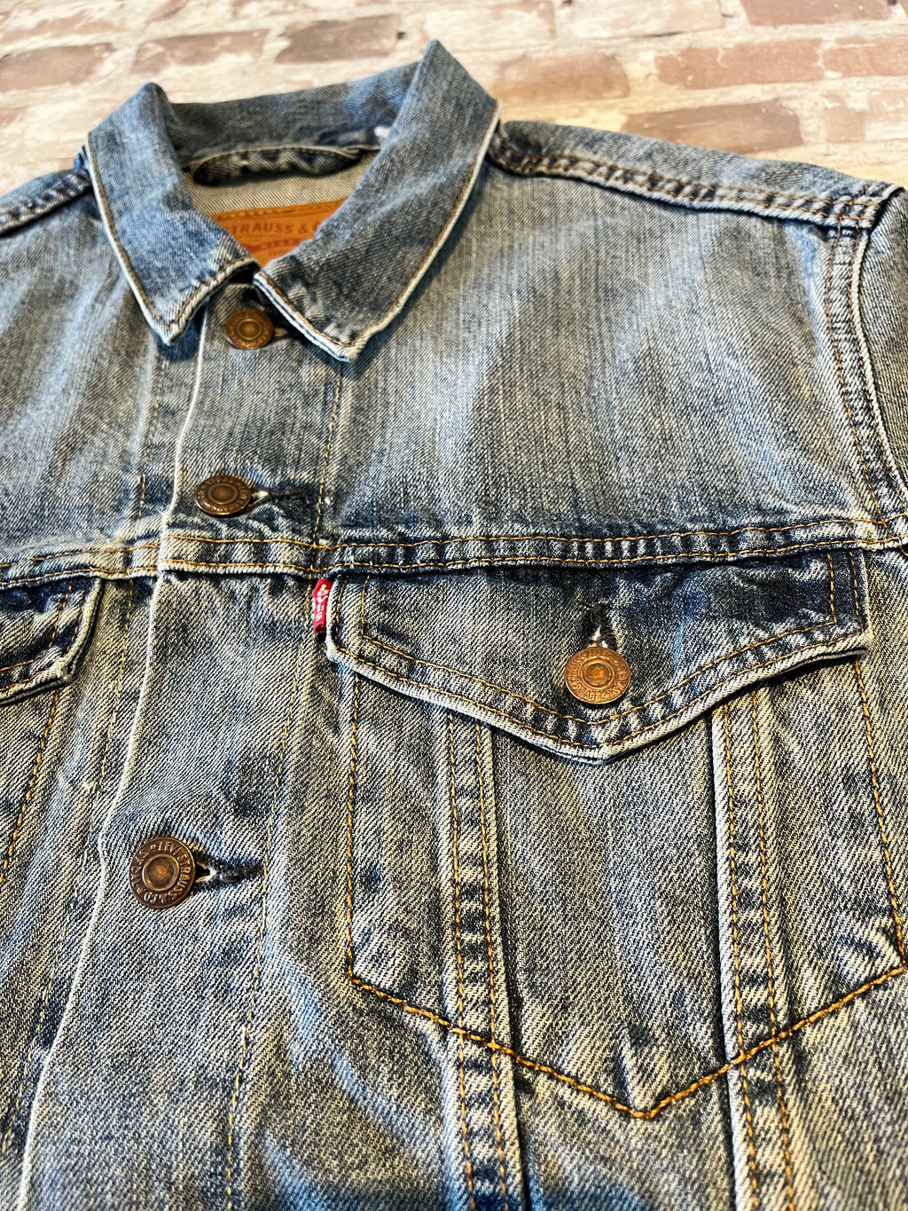 Veste en Jean Levi's | Trucker Jacket | Vintage Moderne | Mexique / détails poche col boutonnière