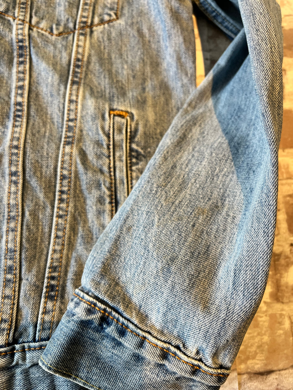 Veste en Jean Levi's | Trucker Jacket | Vintage Moderne | Mexique / taches manches