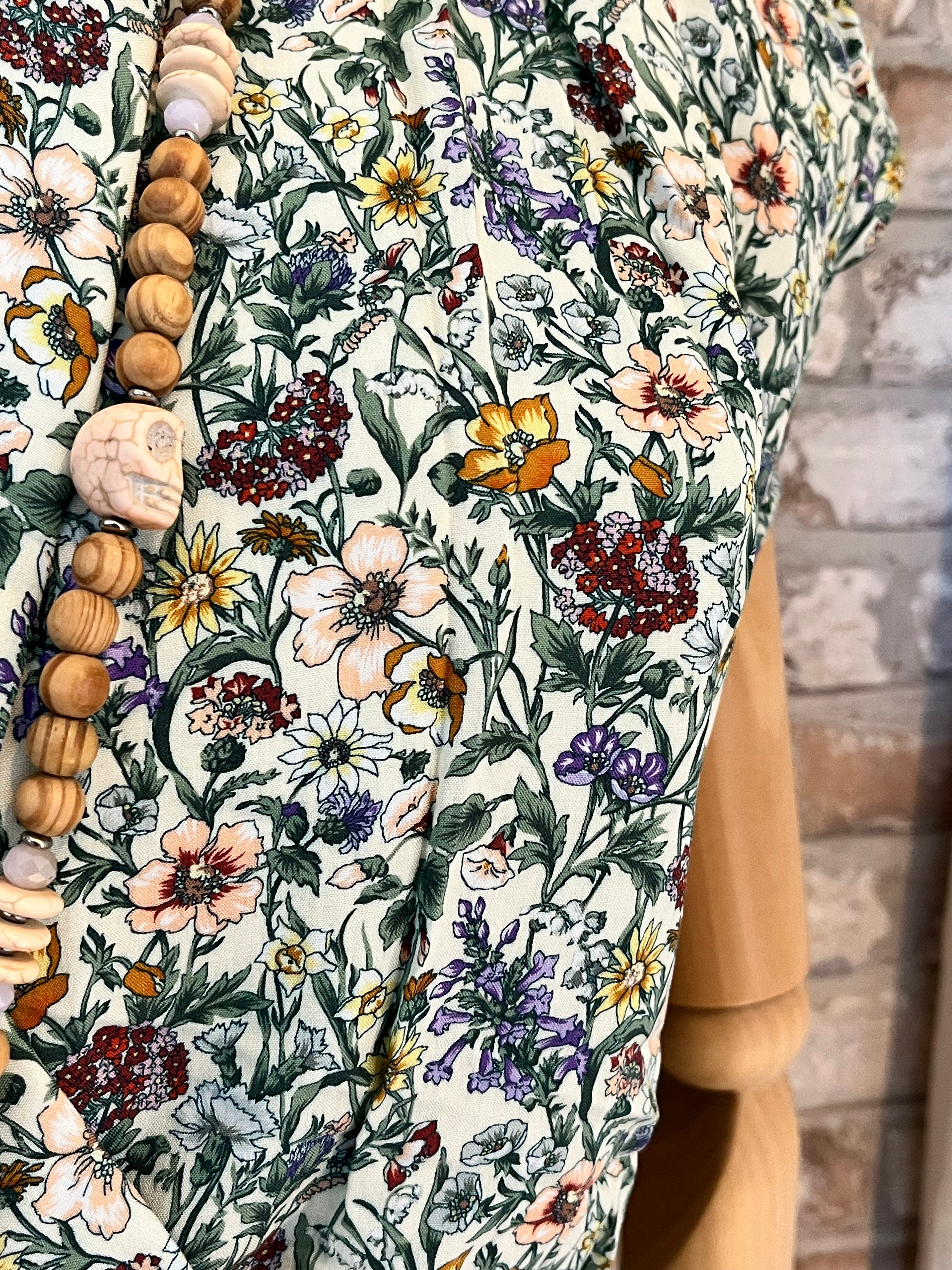 Combinaison Pantalon Fluide Bohème Fleurie | Naf Naf | Imprimé Floral Liberty & big sautoir woody & skull